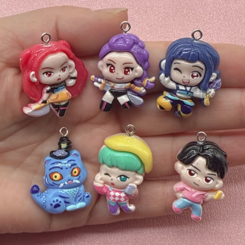 10pcs resin cartoon pendant, D - Party Games Questions 评论和价格