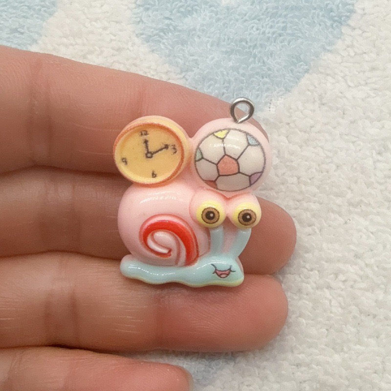 10pcs cartoon resin pendant, D - Party Games Questions 评论和价格
