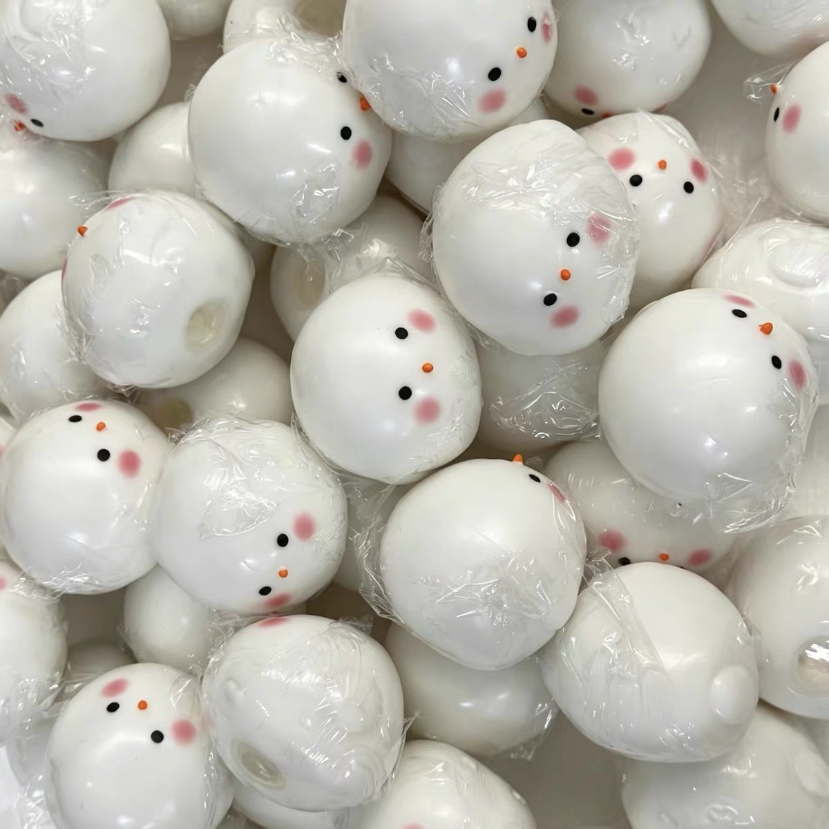 Crunchy Ball Cute Little Yello - Party Games Questions 评论和价格